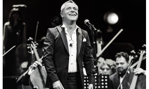 LEVENT YÜKSEL'DEN  30. YILA ÖZEL SENFONİK MEDCEZİR YORUMU